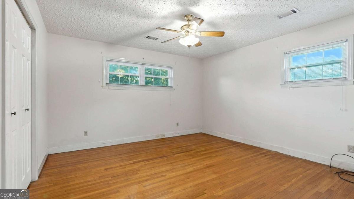 5809 Norton Circle Flowery Branch - 16