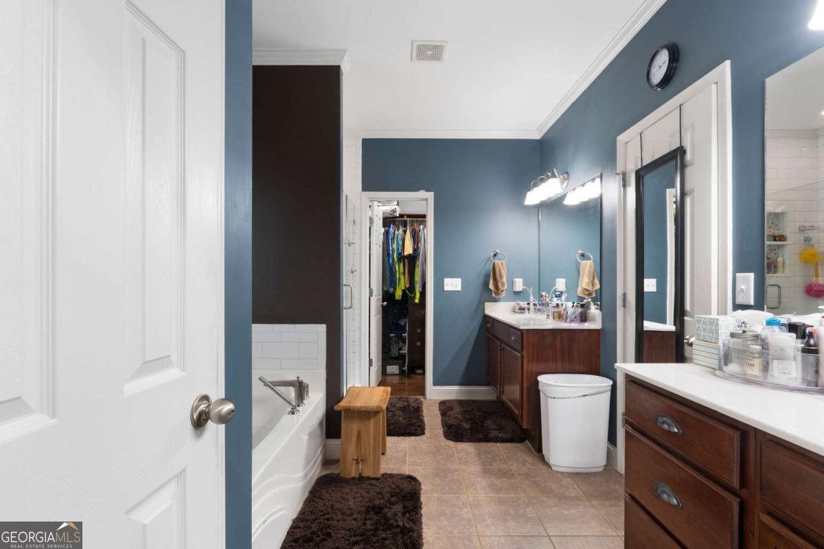 268 Woodridge Drive Douglasville - 20