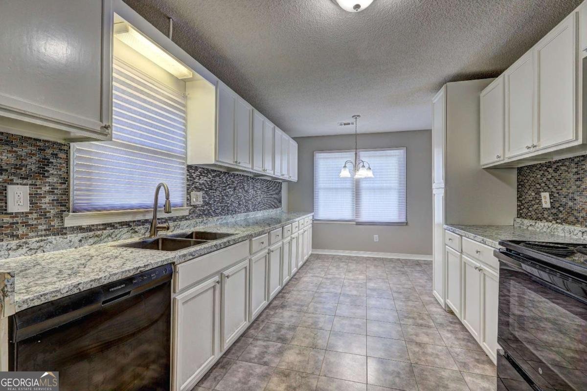821 Shore Drive Lithonia - 10