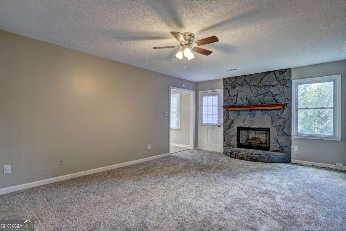 821 Shore Drive Lithonia - 2