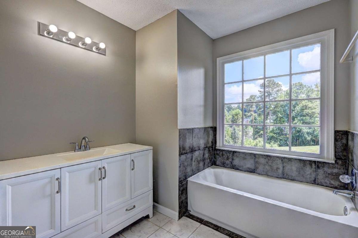 821 Shore Drive Lithonia - 20