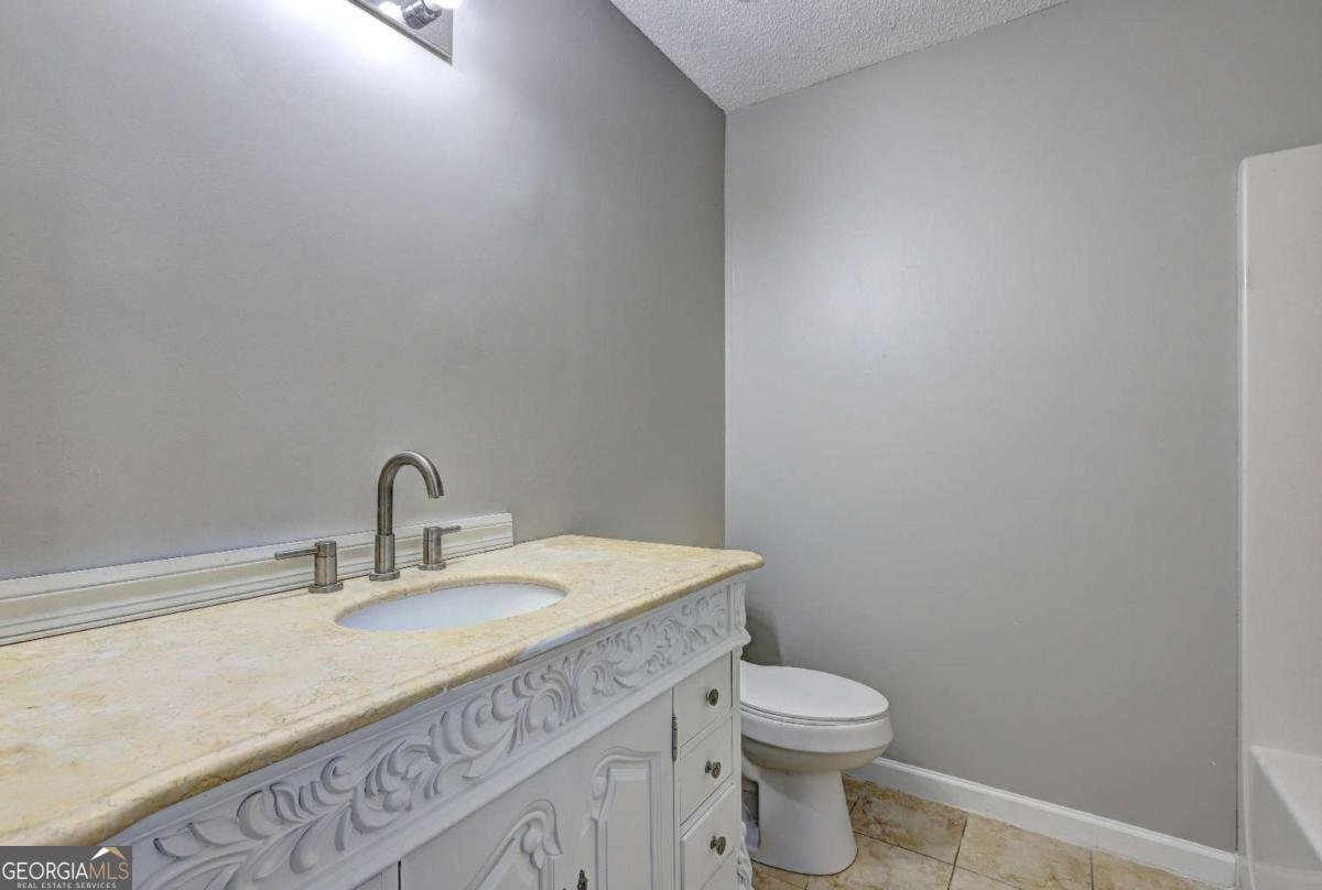 821 Shore Drive Lithonia - 25
