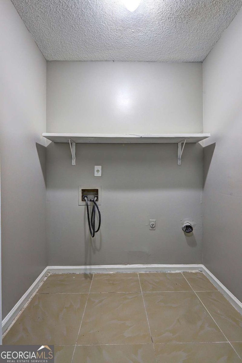 821 Shore Drive Lithonia - 34