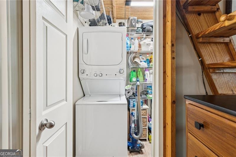 5705 Ridgeway Circle Gainesville - 22