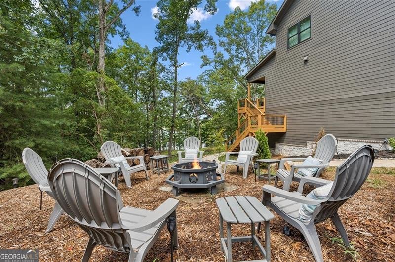 5705 Ridgeway Circle Gainesville - 23