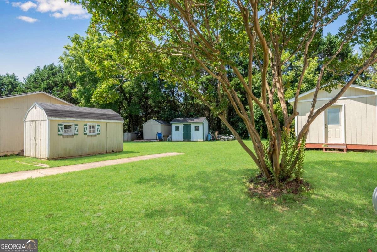 8024 Cherokee Drive Canton - 65