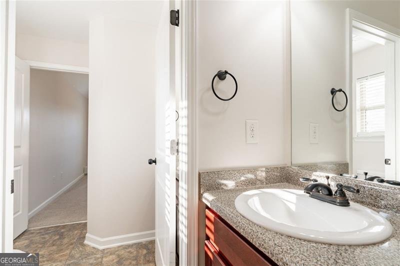 1337 CLARECASTLE Lane Buford - 33