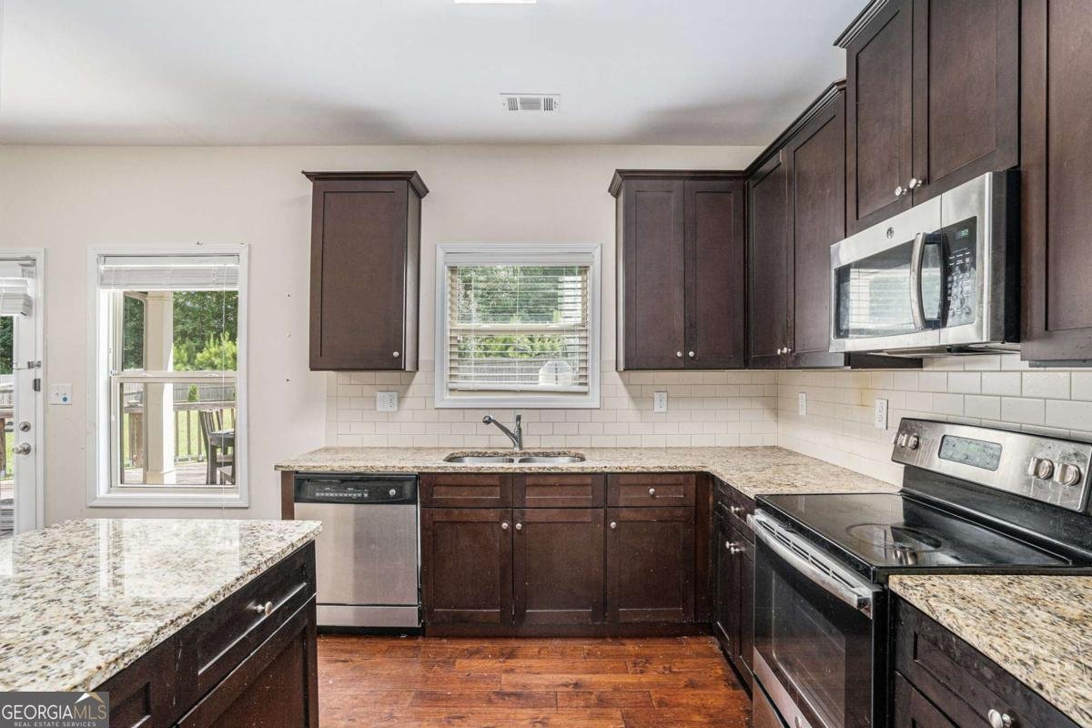 4217 Lindsey Way Conyers - 11