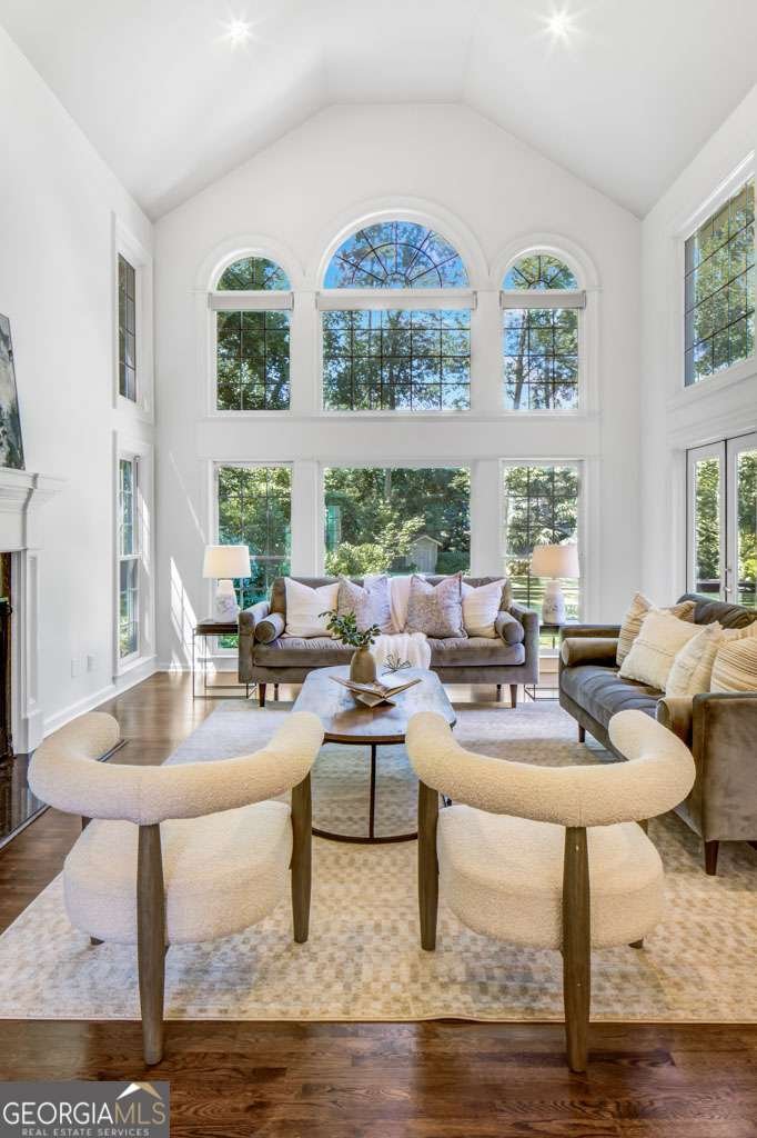 4174 Powers Ferry Road Atlanta - 22