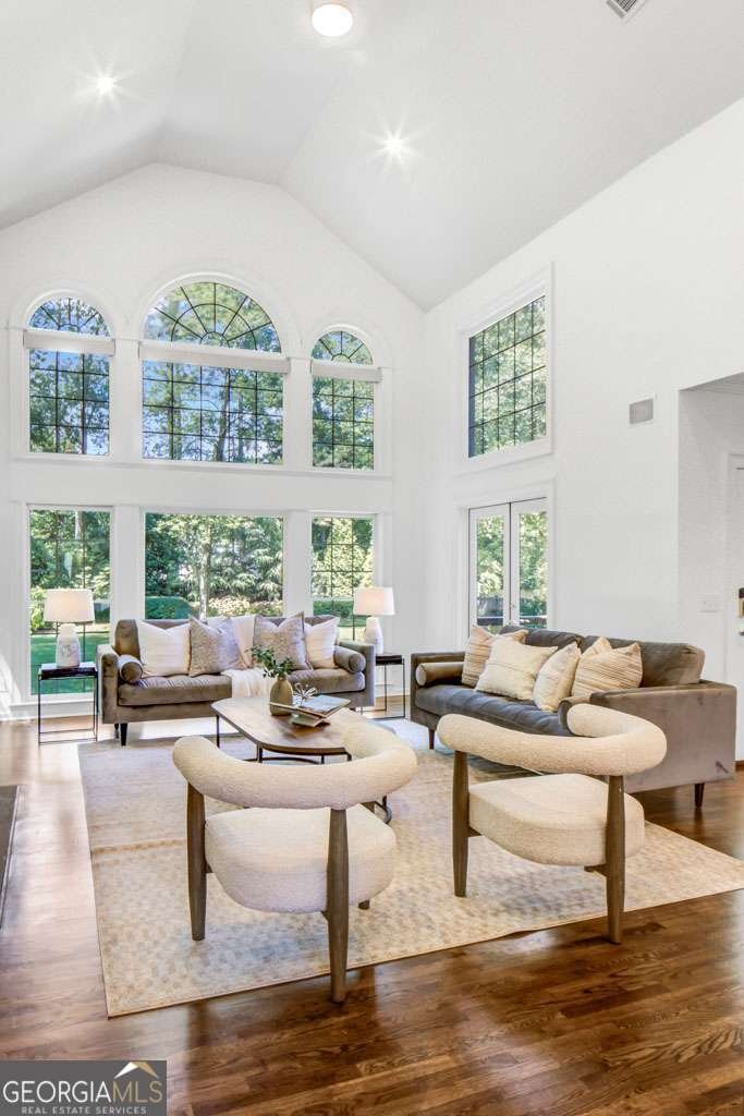4174 Powers Ferry Road Atlanta - 23