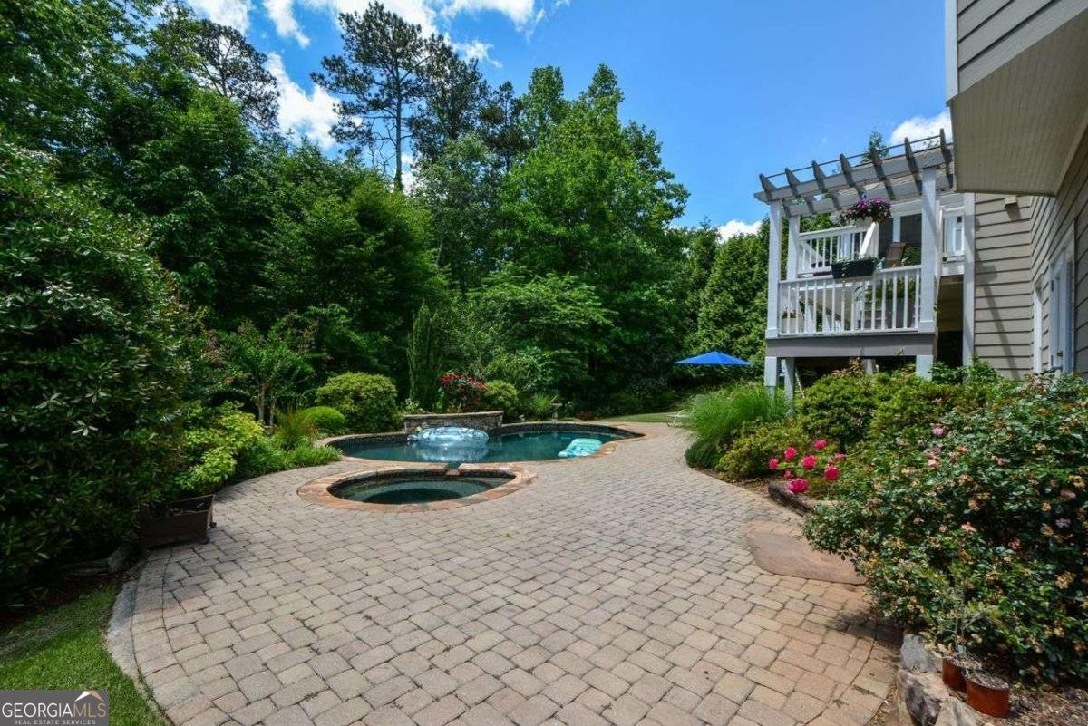 3740 DUCKCOVE Way Cumming - 34