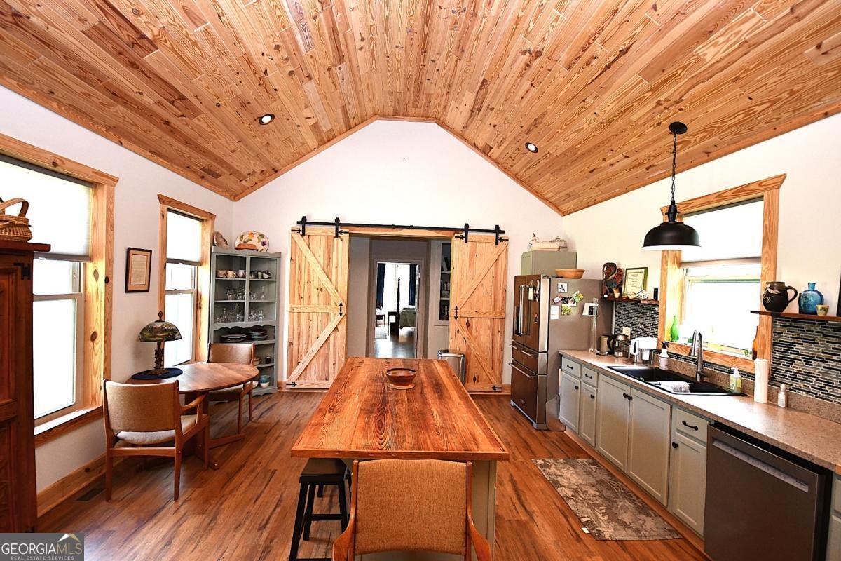 7711 Highway 100 Buchanan - 8