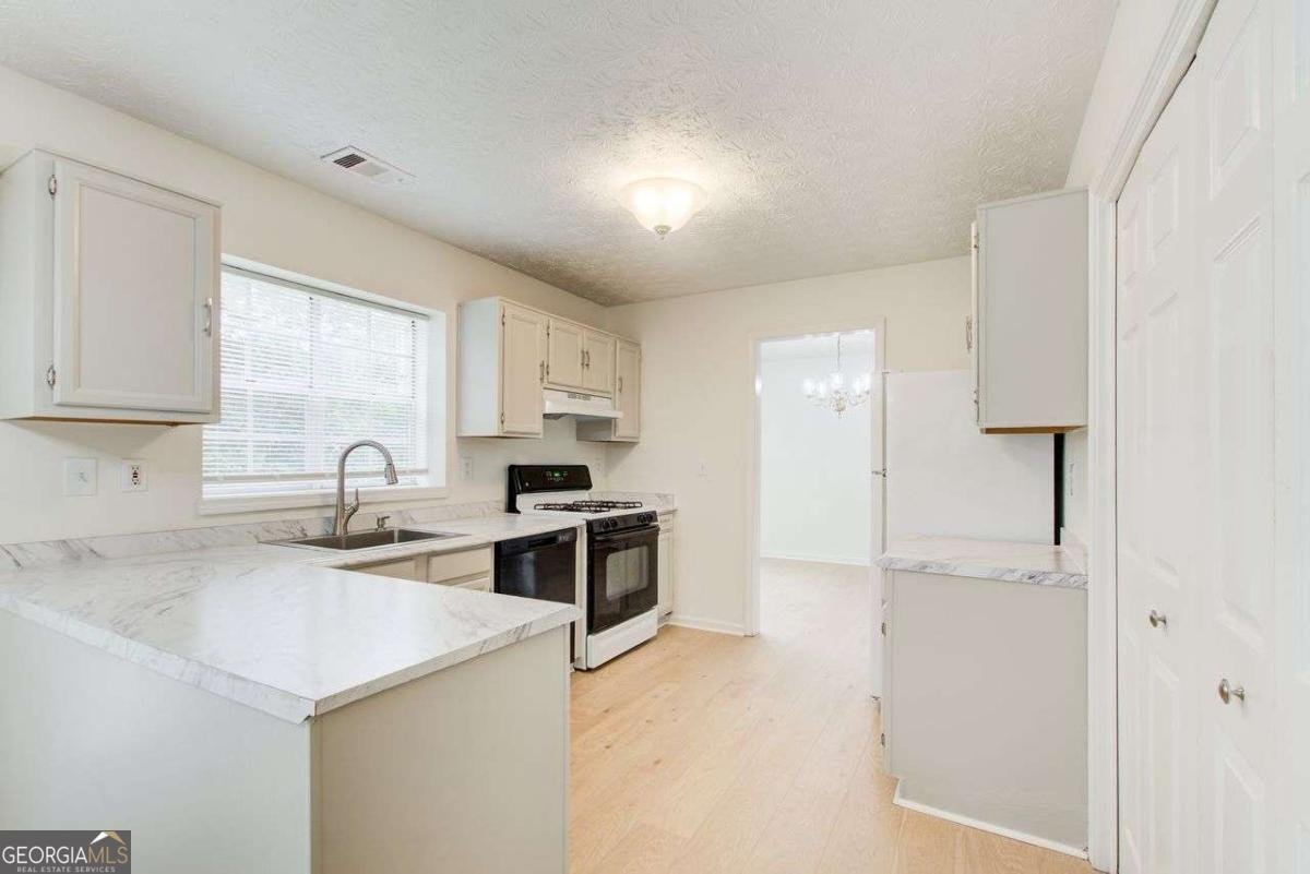 107 GATWICK Court Riverdale - 10