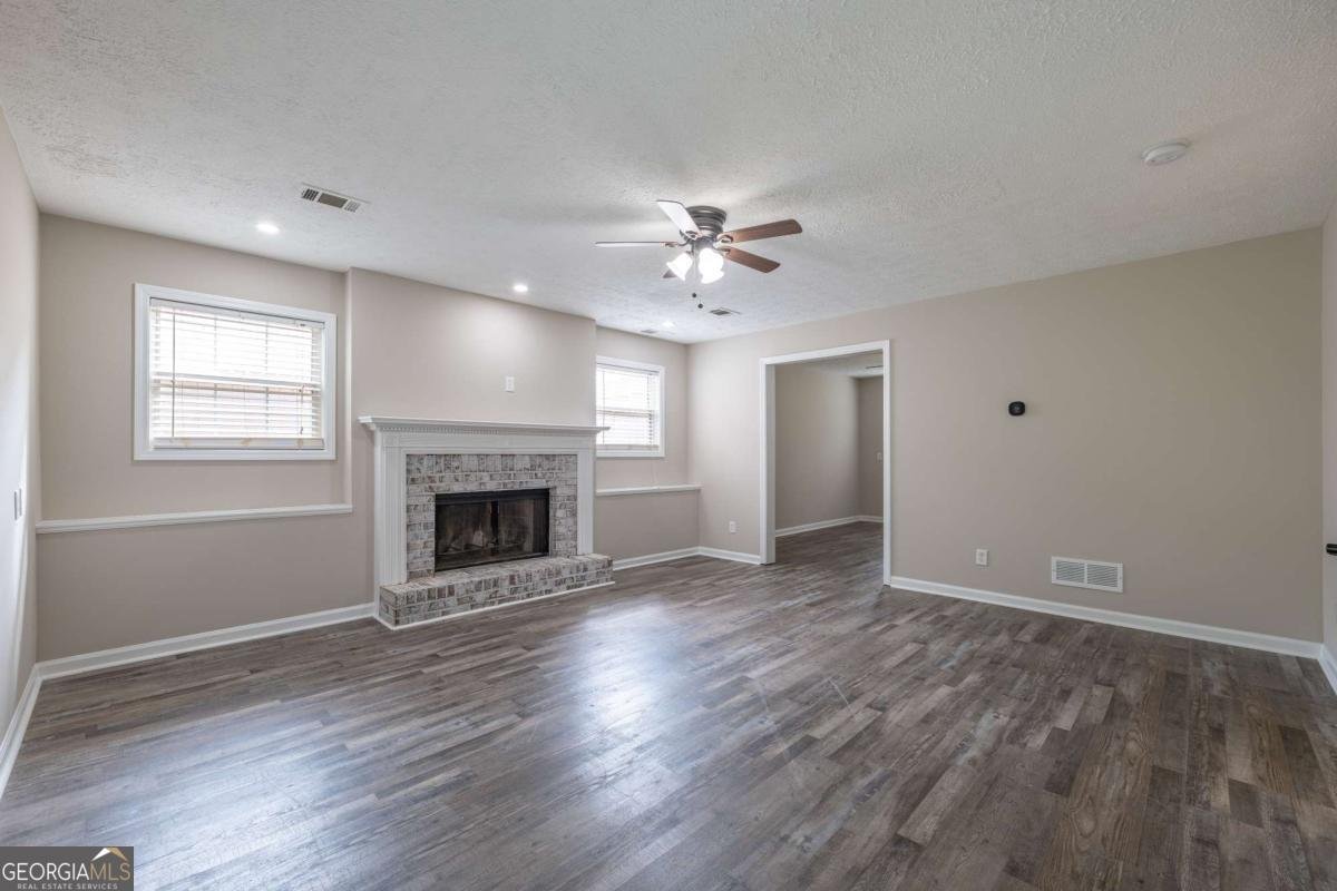 4202 Hadaway Place Kennesaw - 33