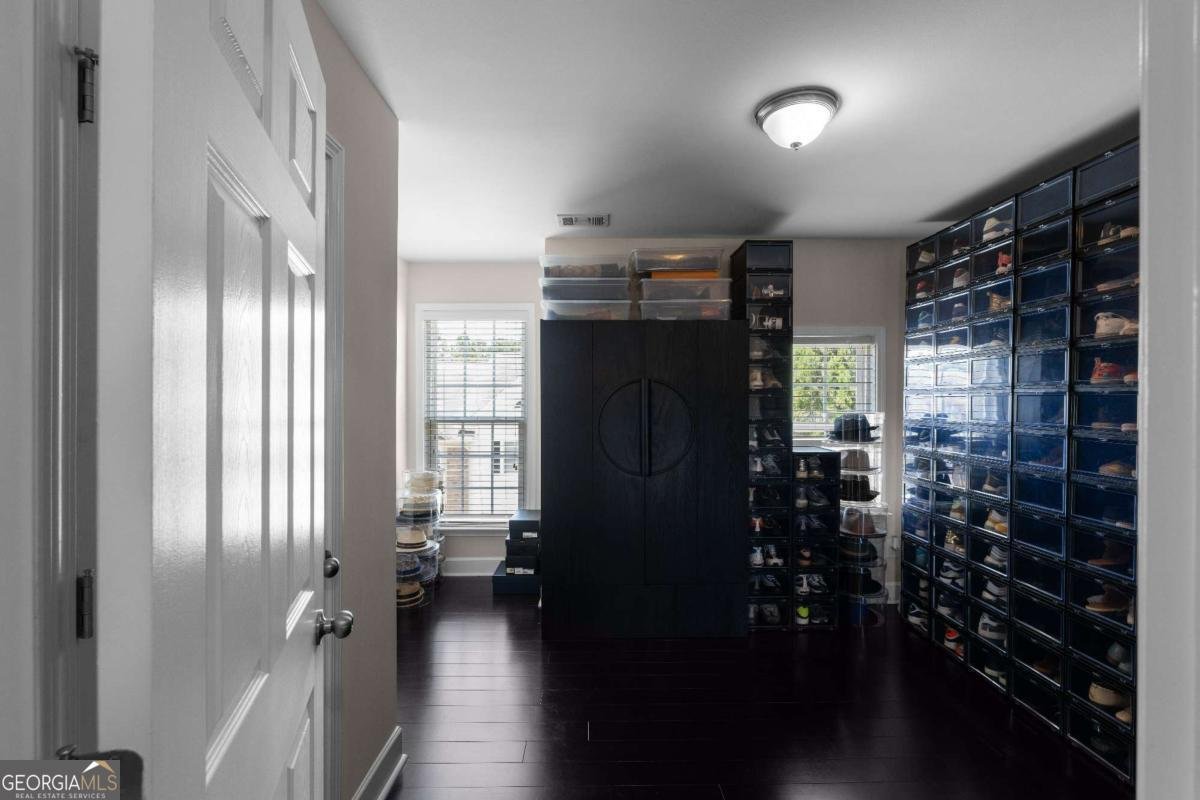 6513 BENNINGTON BLUFF Court Mableton - 55