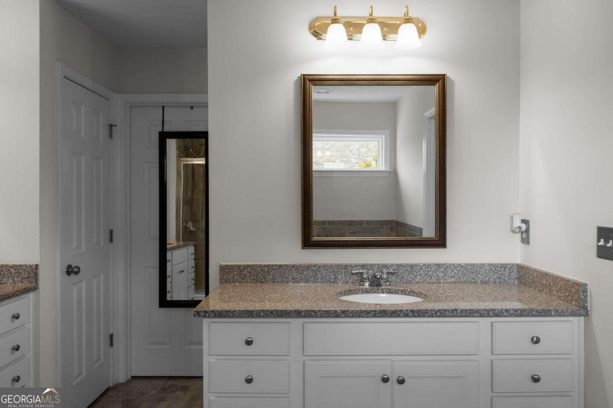 6513 BENNINGTON BLUFF Court Mableton - 72