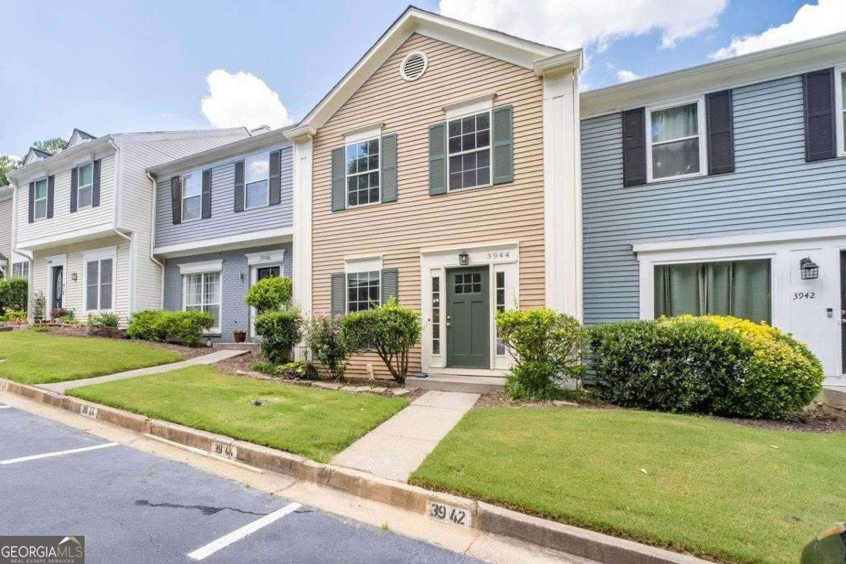 3944 Wolcott Circle Atlanta - 2