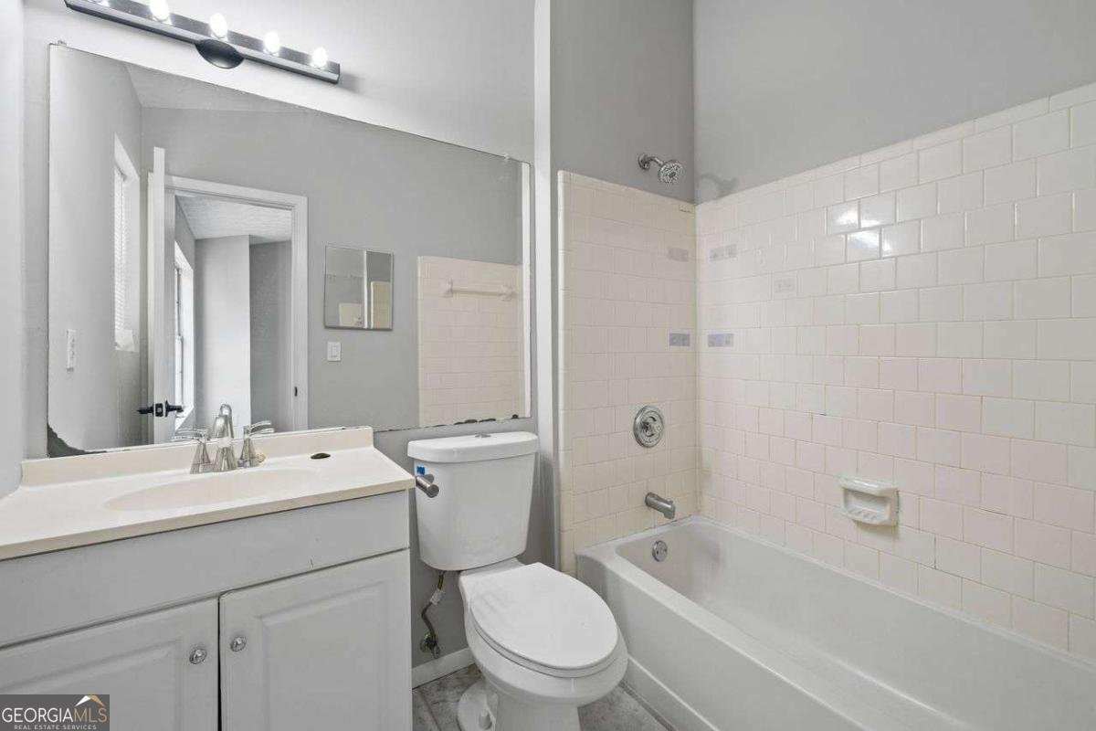 3944 Wolcott Circle Atlanta - 28