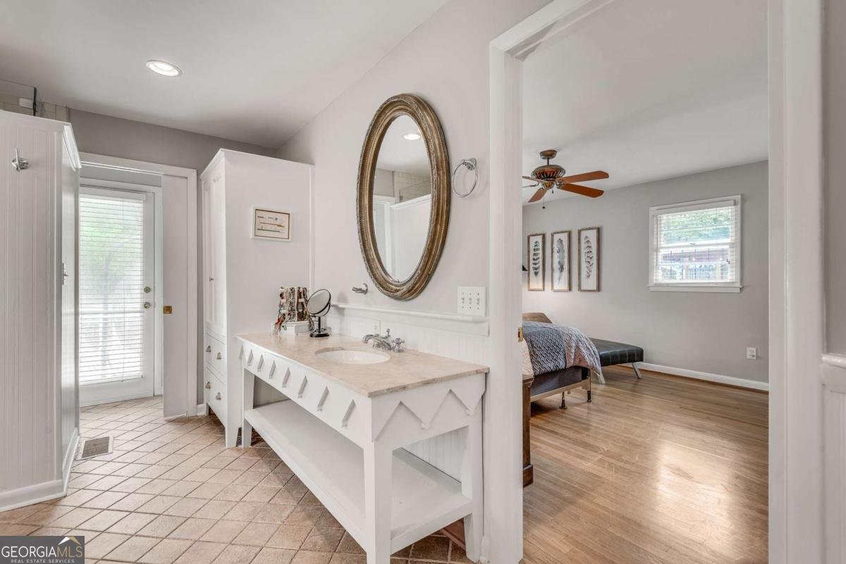 2821 Laurel Ridge Drive Decatur - 33
