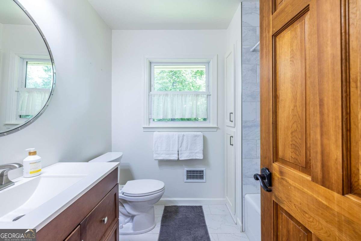 1393 Sagewood Circle Stone Mountain - 16