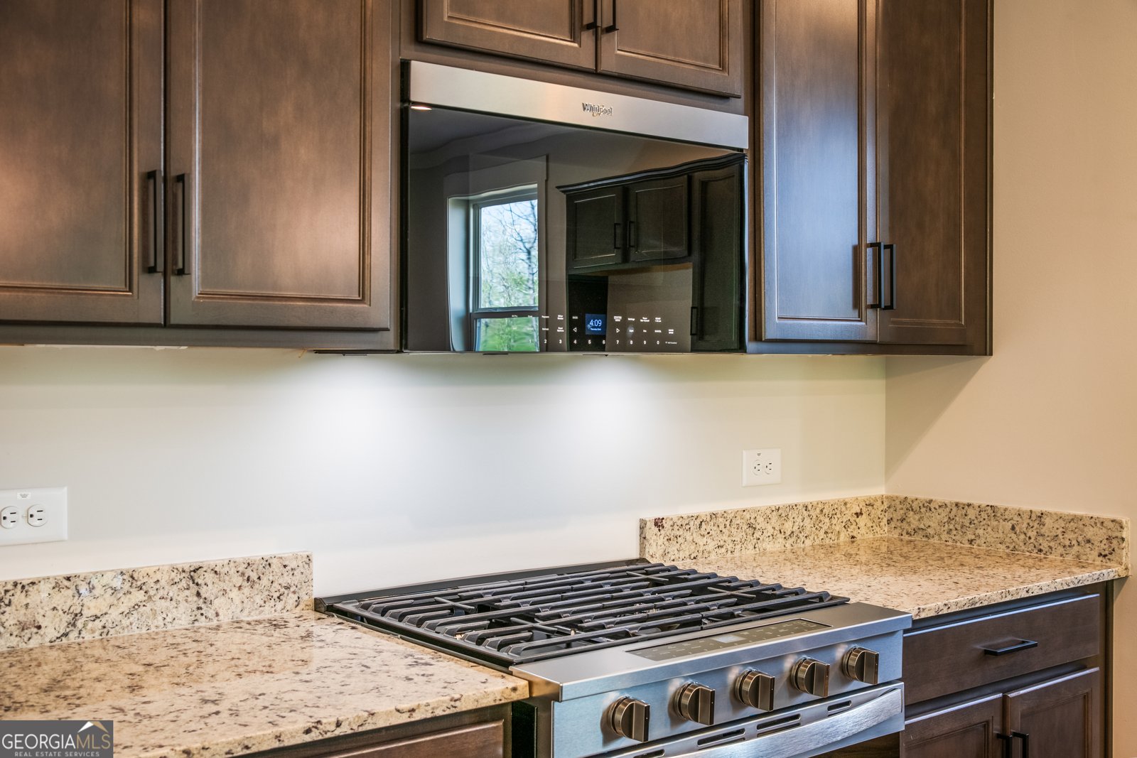 126 Henley Street Canton - 25