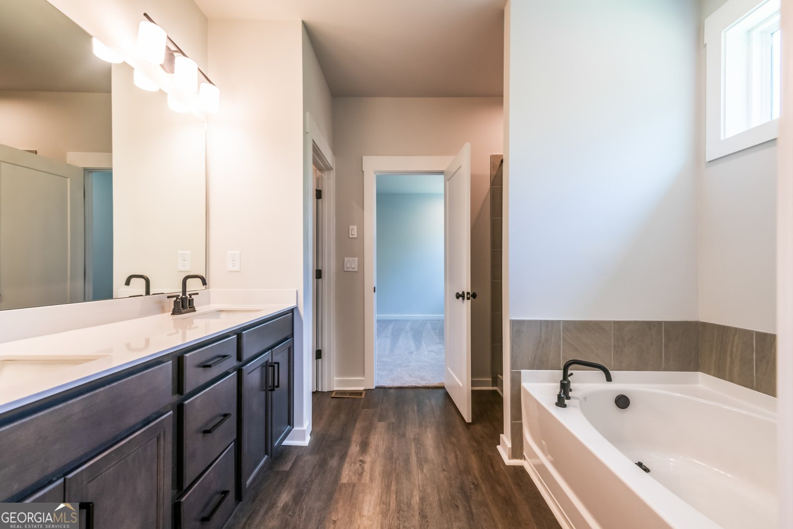 126 Henley Street Canton - 4