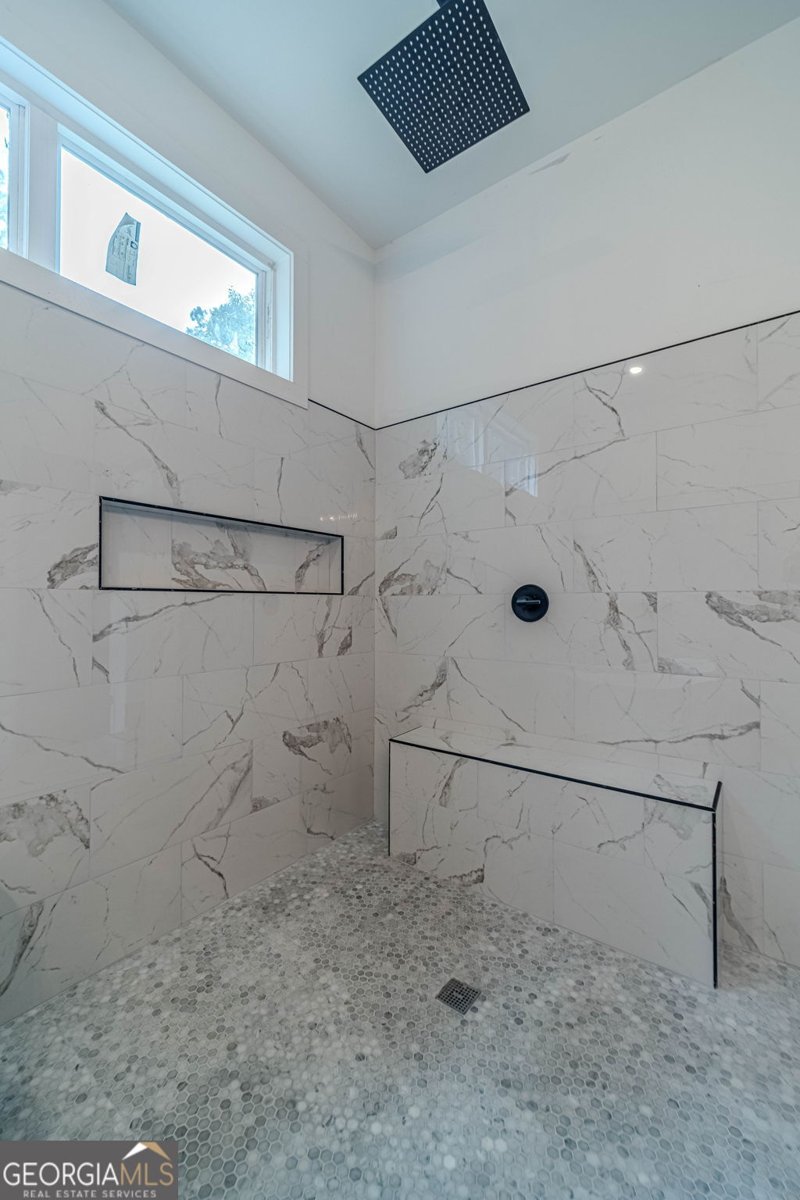 6465 Yatch Club Road Flowery Branch - 52