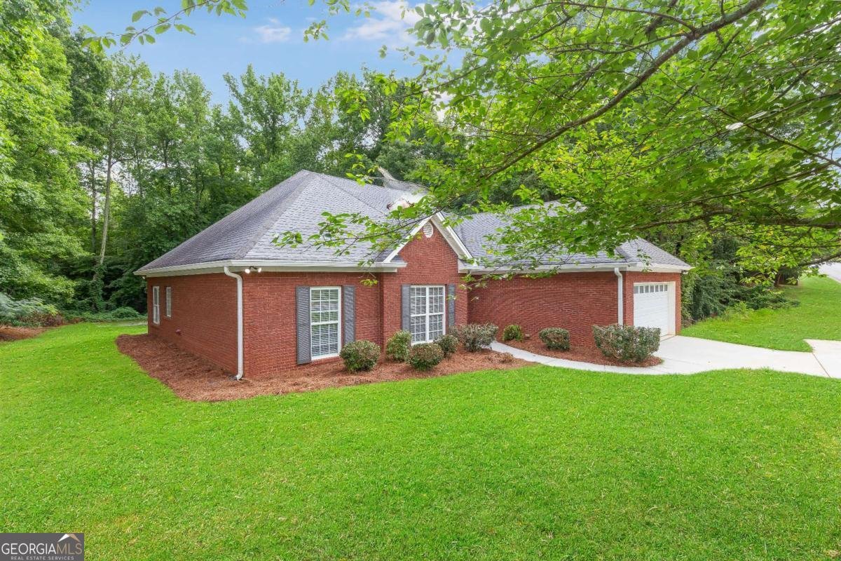 205 Charleston Avenue Bremen - 2