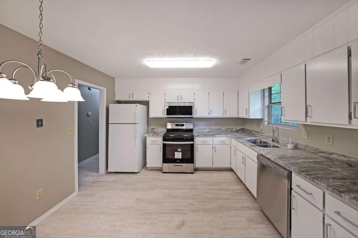5807 Christopher Lane Lithonia - 3