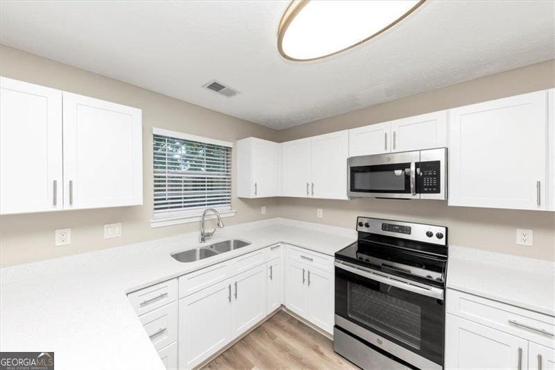12204 CYPRESS Lane Fayetteville - 11