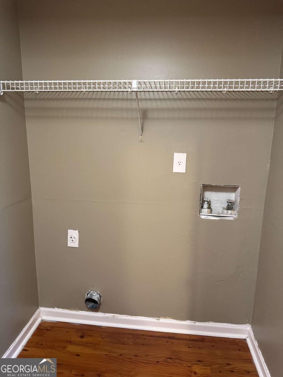 1700 WYNNDOWNE Trail Smyrna - 2