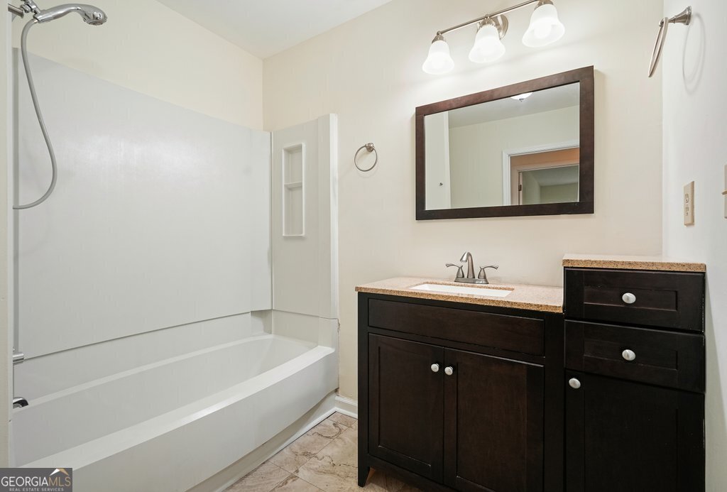 607 Mill Pond Road Roswell - 25