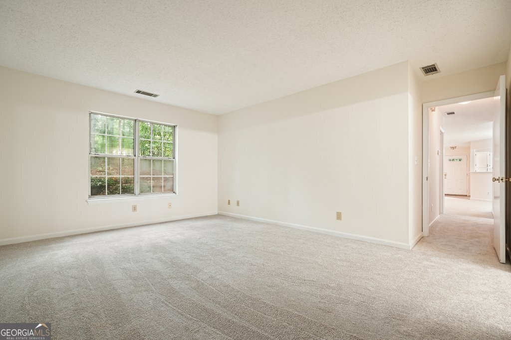607 Mill Pond Road Roswell - 33