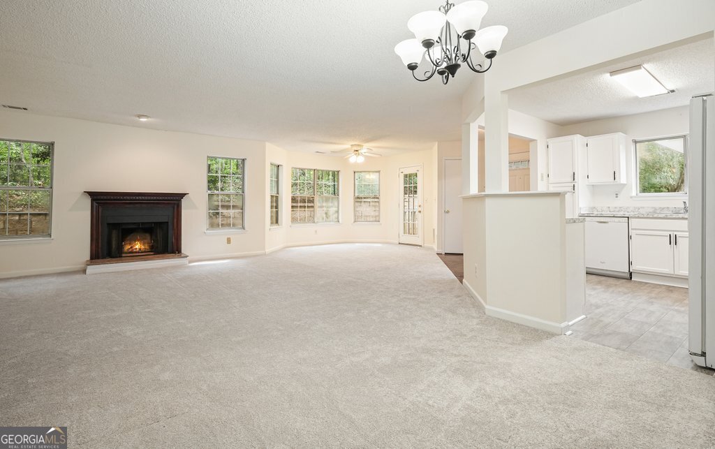 607 Mill Pond Road Roswell - 39