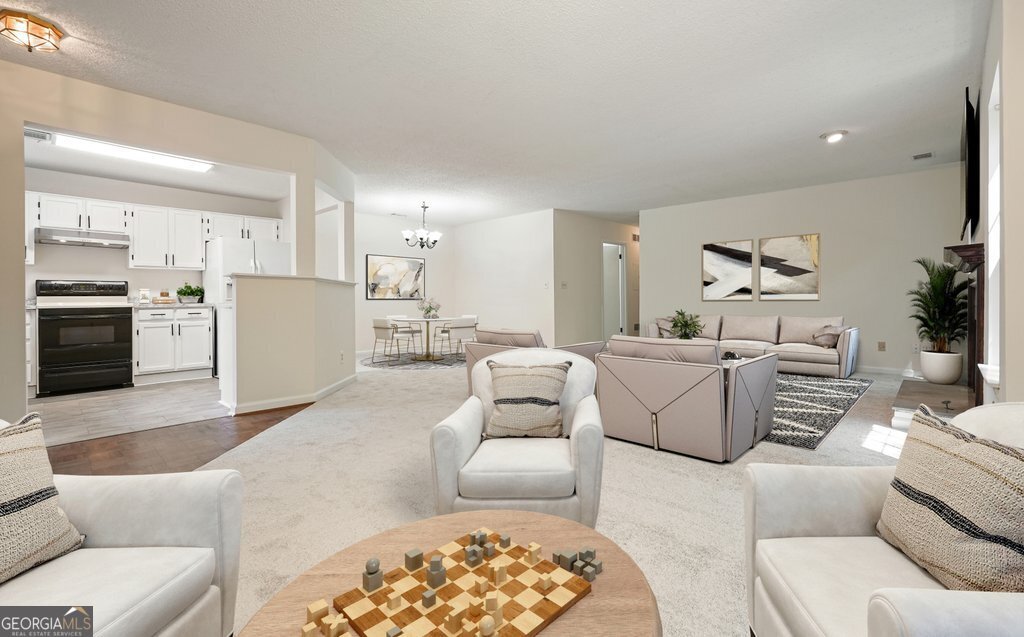 607 Mill Pond Road Roswell - 4