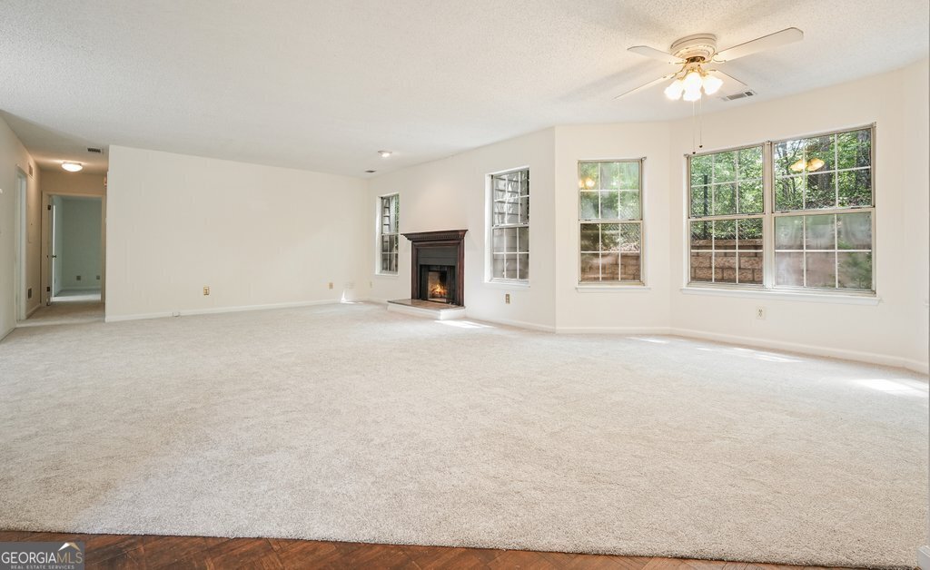 607 Mill Pond Road Roswell - 45