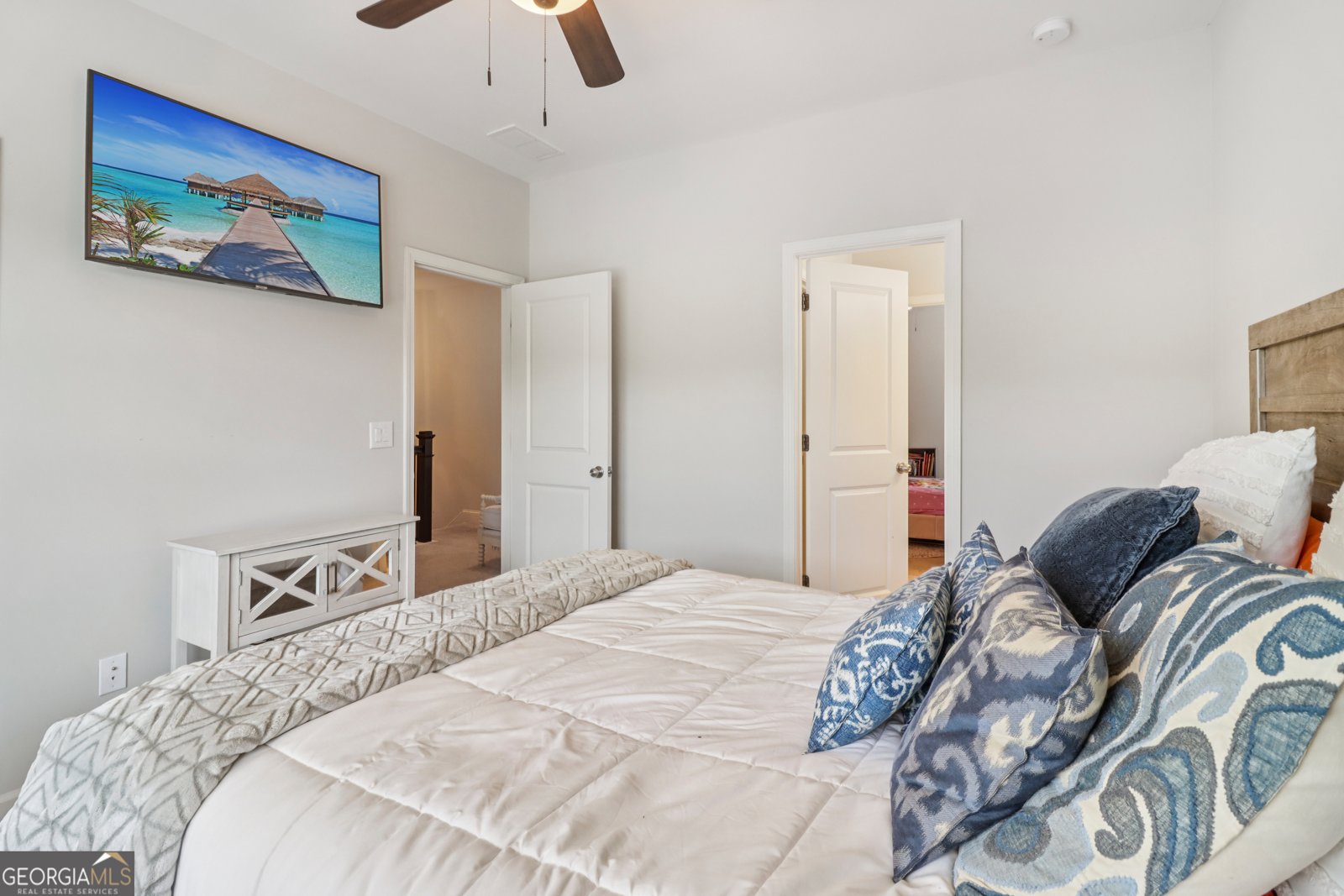 2041 White Cypress Court Smyrna - 43
