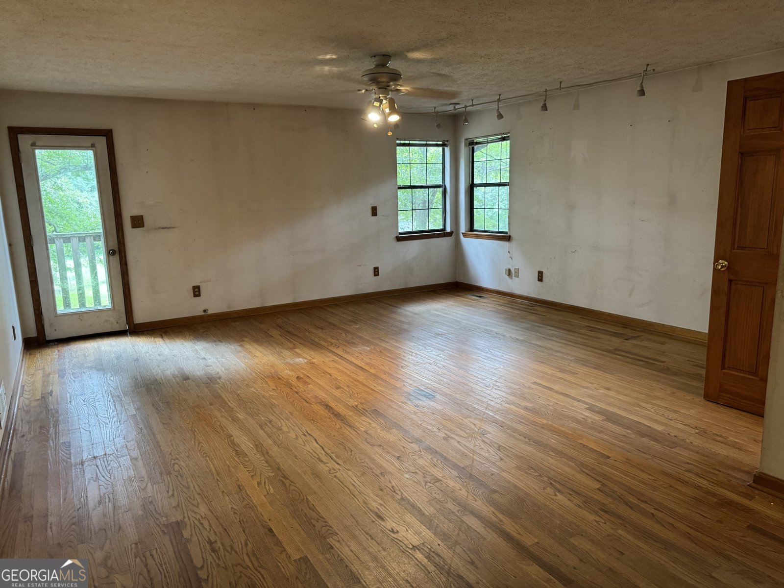 8265 High Point Road Douglasville - 8