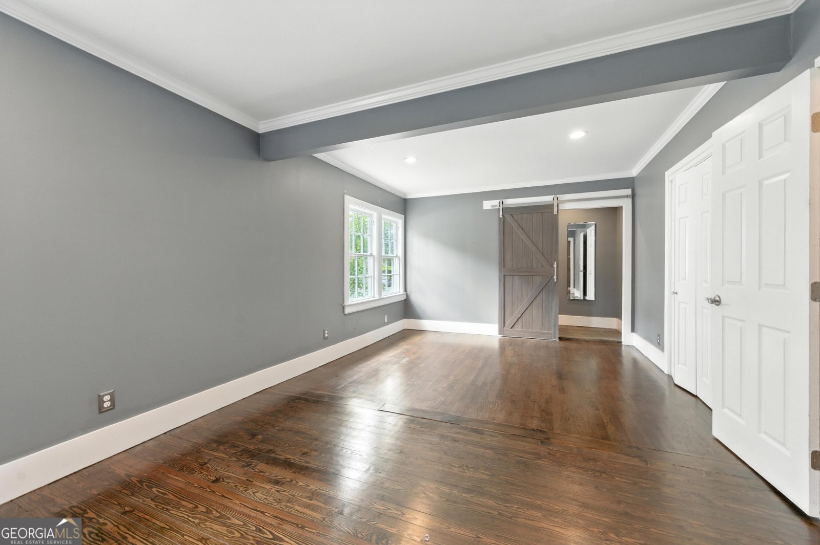 1821 Avon Avenue Atlanta - 23