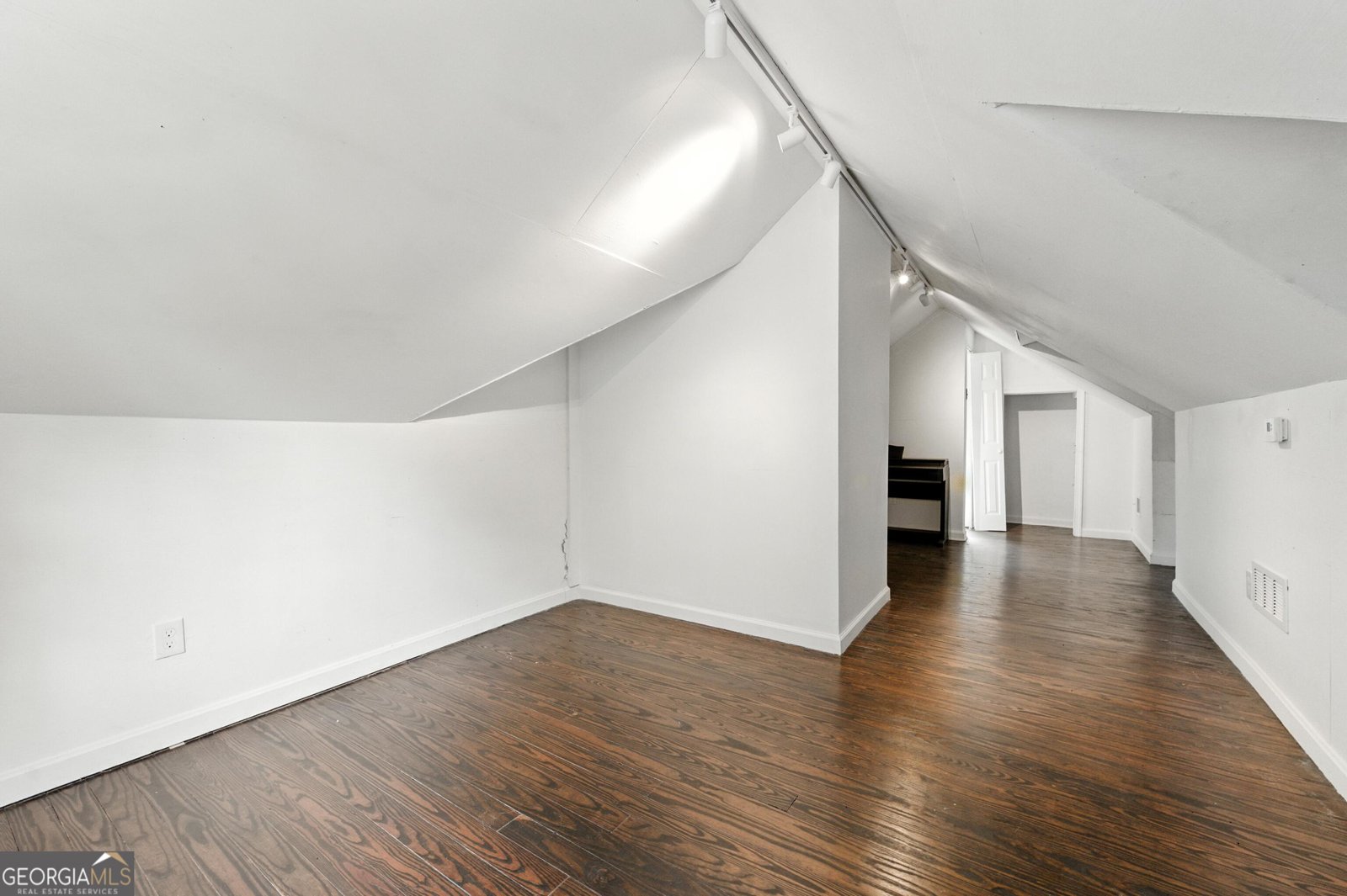 1821 Avon Avenue Atlanta - 29