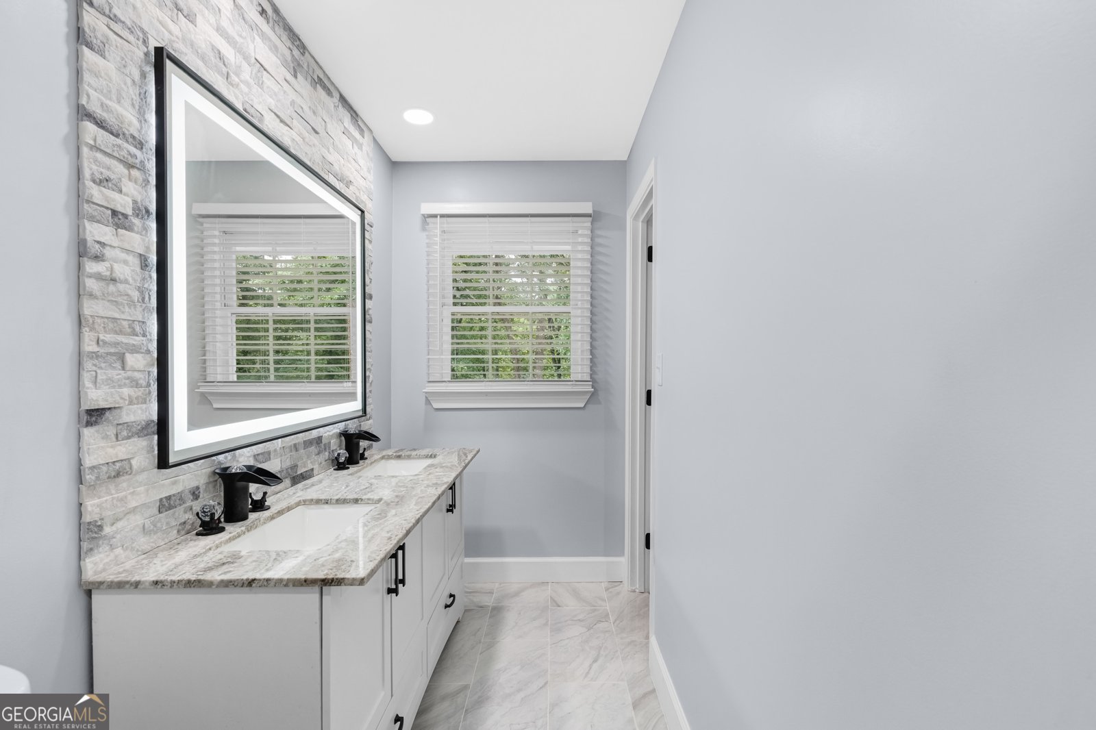 4373 Buckingham Circle Decatur - 23