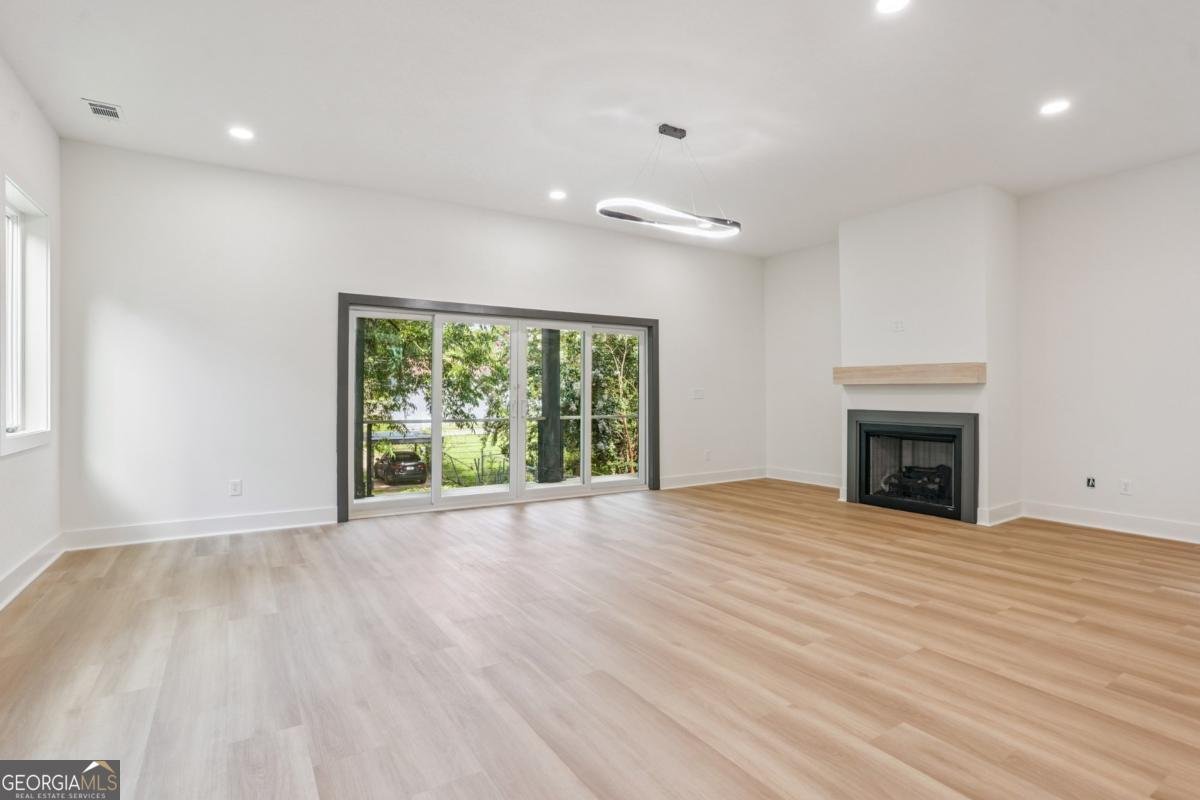 1135 West Avenue Atlanta - 6