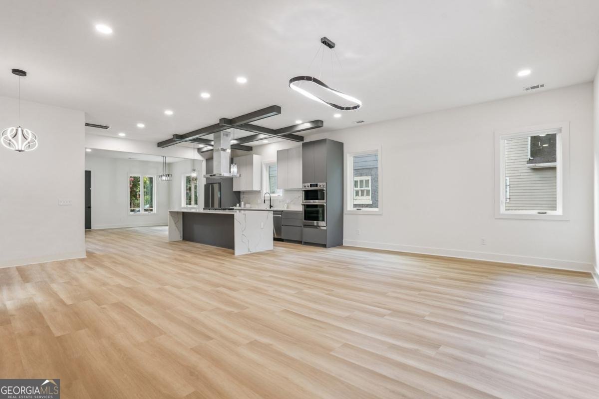 1135 West Avenue Atlanta - 7