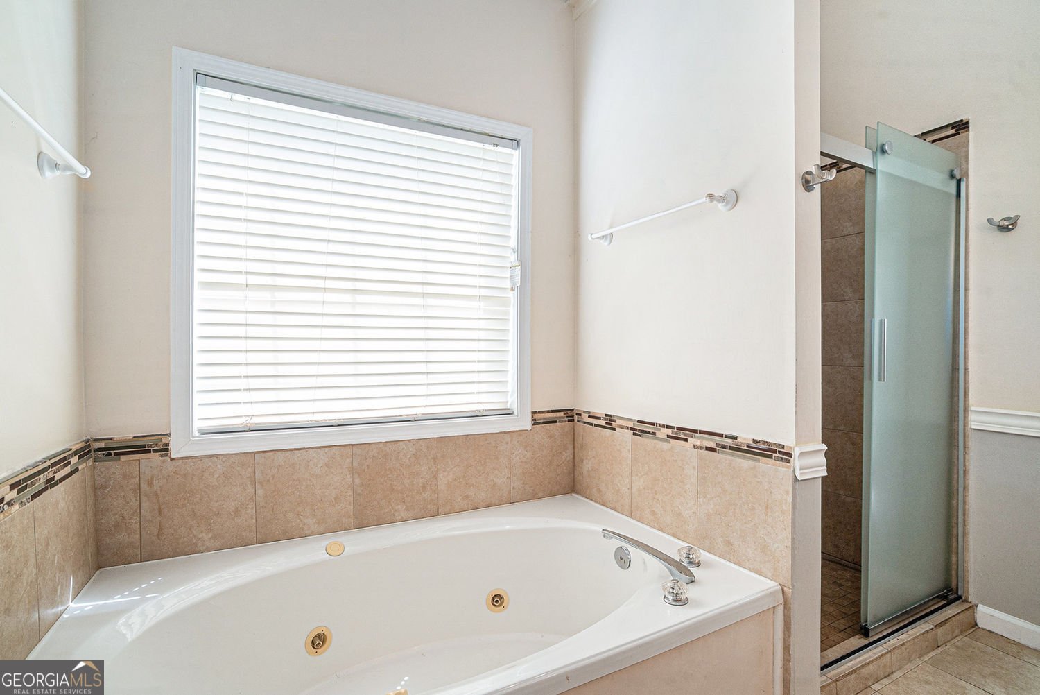 1517 Heartwood Drive Lawrenceville - 18