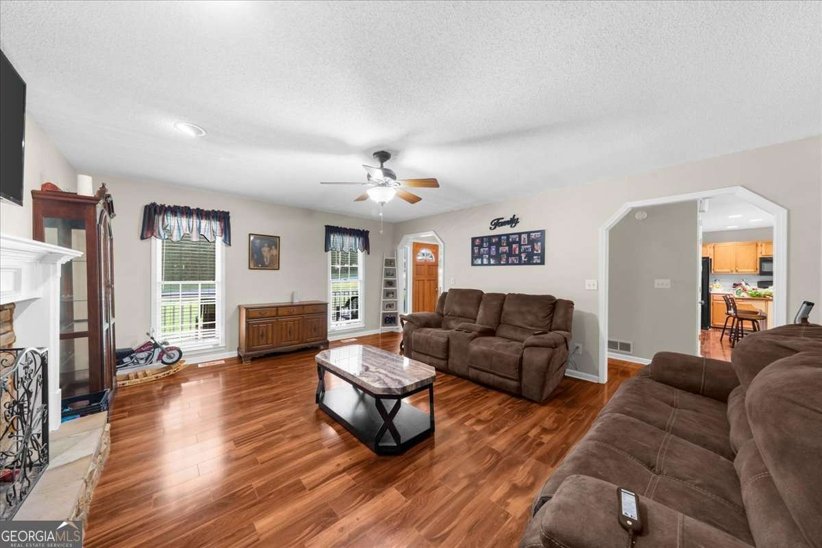 320 Warrenton Drive Douglasville - 11