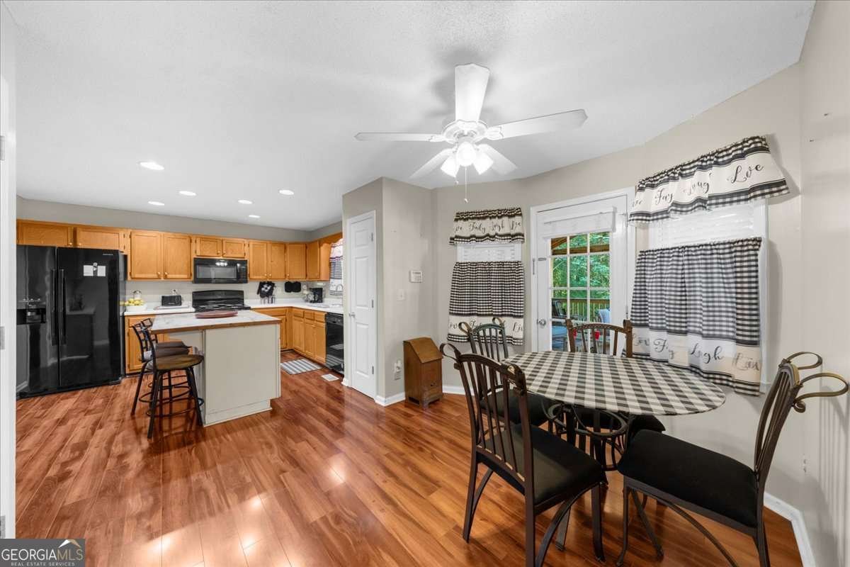 320 Warrenton Drive Douglasville - 17