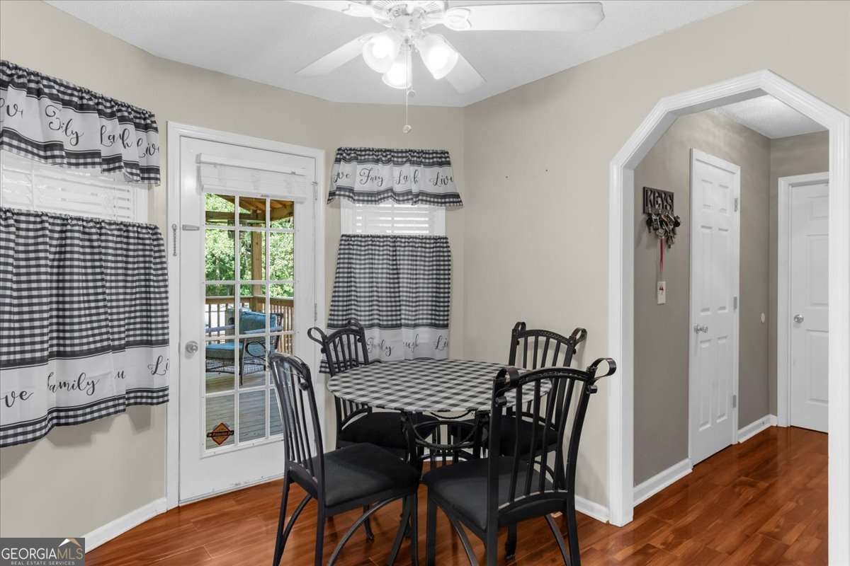 320 Warrenton Drive Douglasville - 19