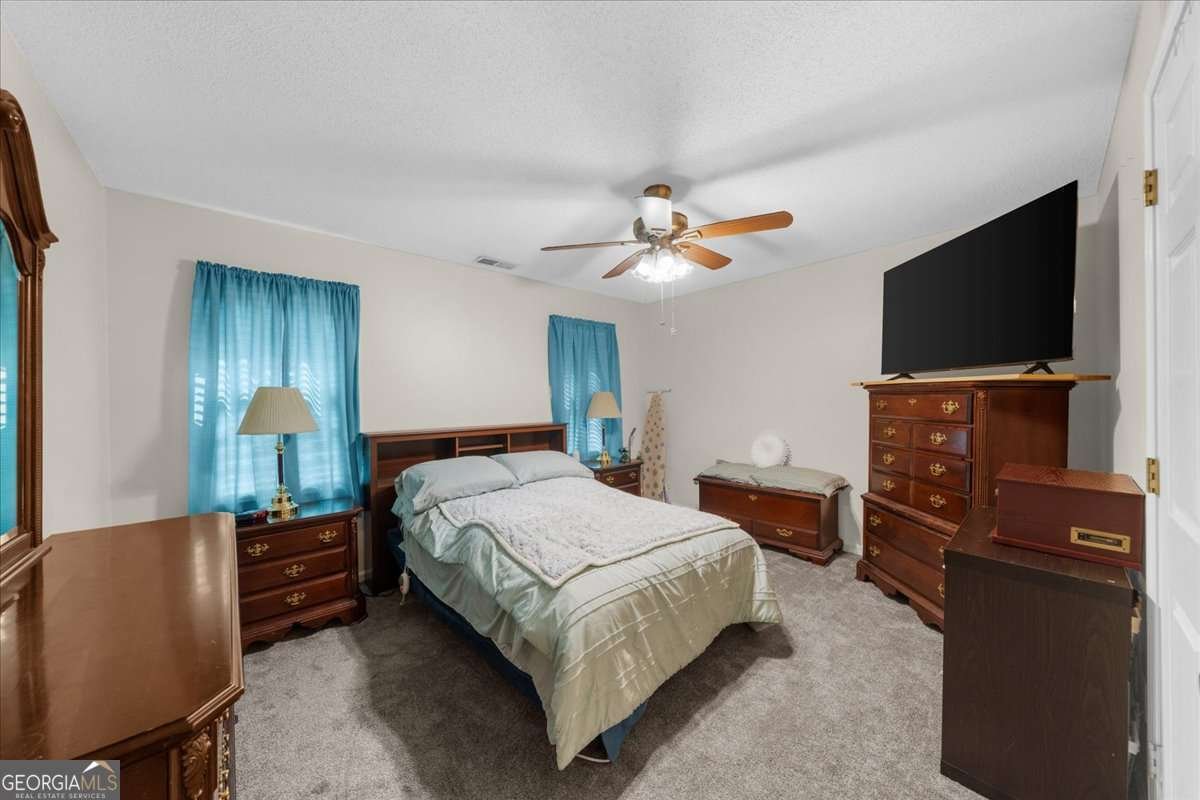 320 Warrenton Drive Douglasville - 32