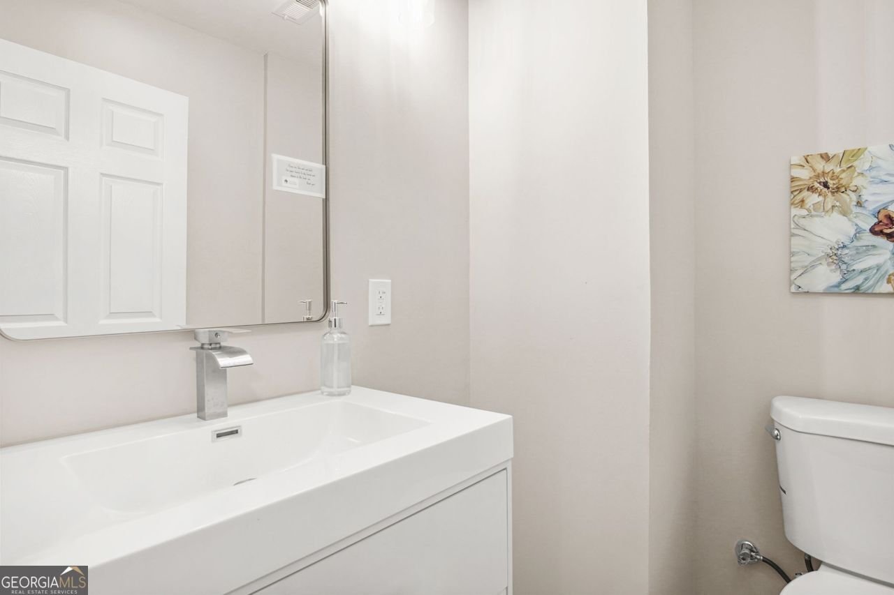 3465 STONEWALL TELL Atlanta - 27