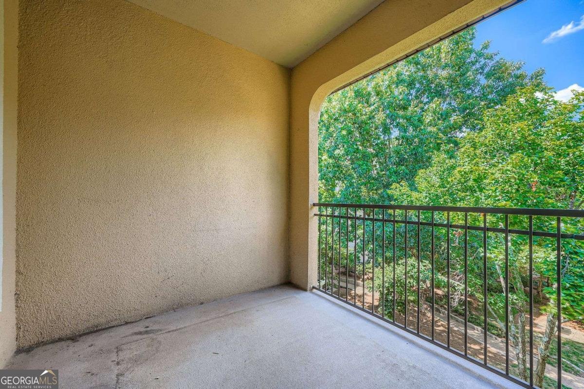 3777 Peachtree Road Atlanta - 19
